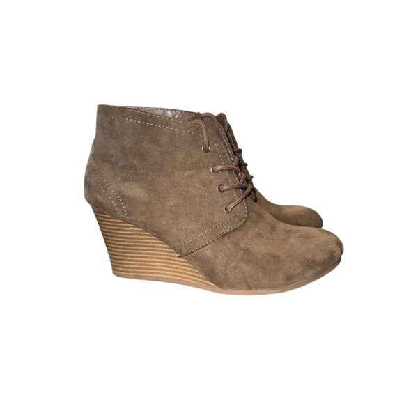 Arizona Women's Lawrence Wedge Ankle Boots SIZE 8.5M Brown Heel - Picture 1 of 6